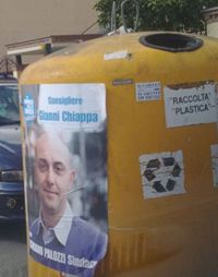 affissione abusiva del consigliere comunale di Marino Gianni Chiappa Marino